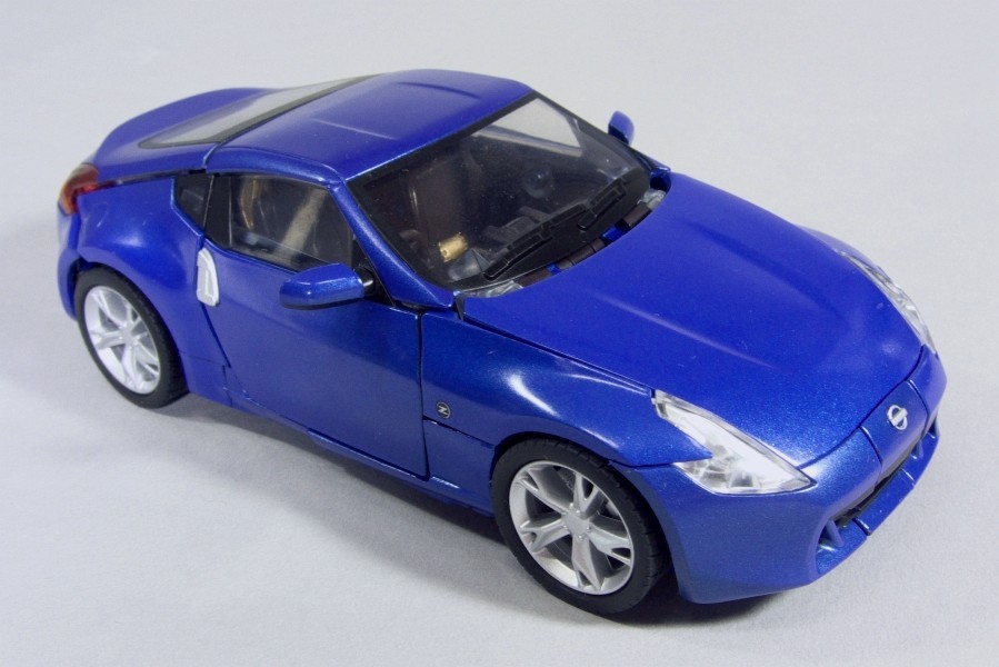 トランスフォーマーオルタニティ NISSAN FAIRLADY Z/メガトロン