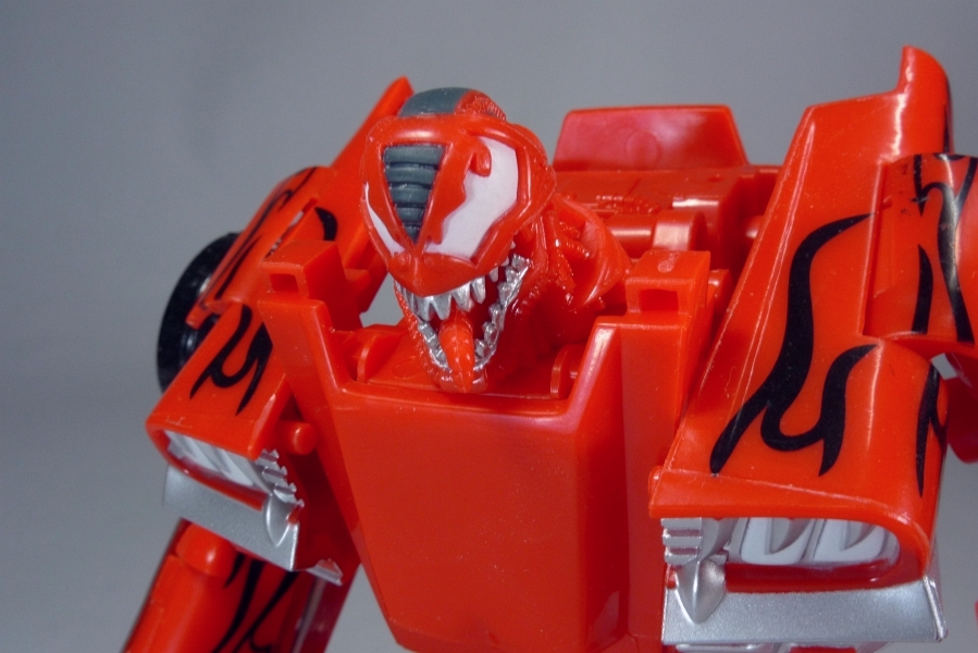 トランスフォーマー マーベルクロスオーバー カーネイジ(CARNAGE
