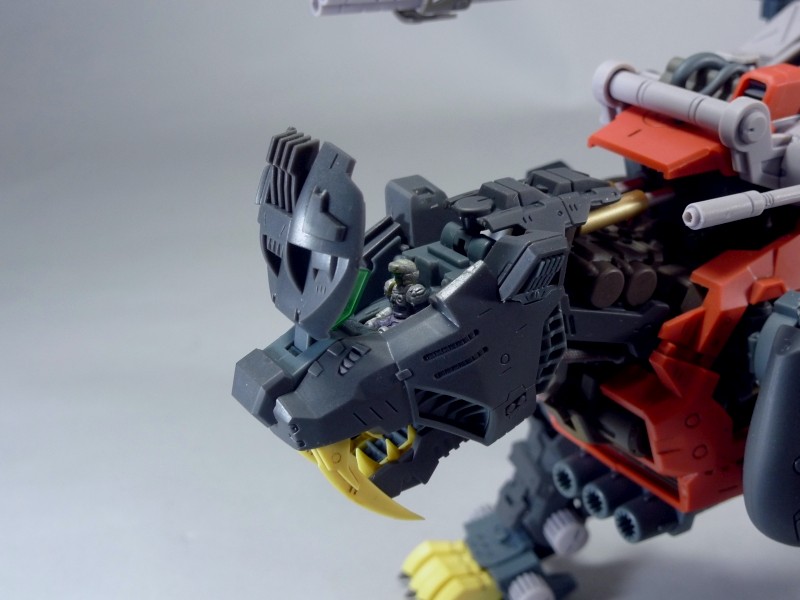 ZOIDS HMM-009 セイバータイガー シュバルツ仕様 - またーりと