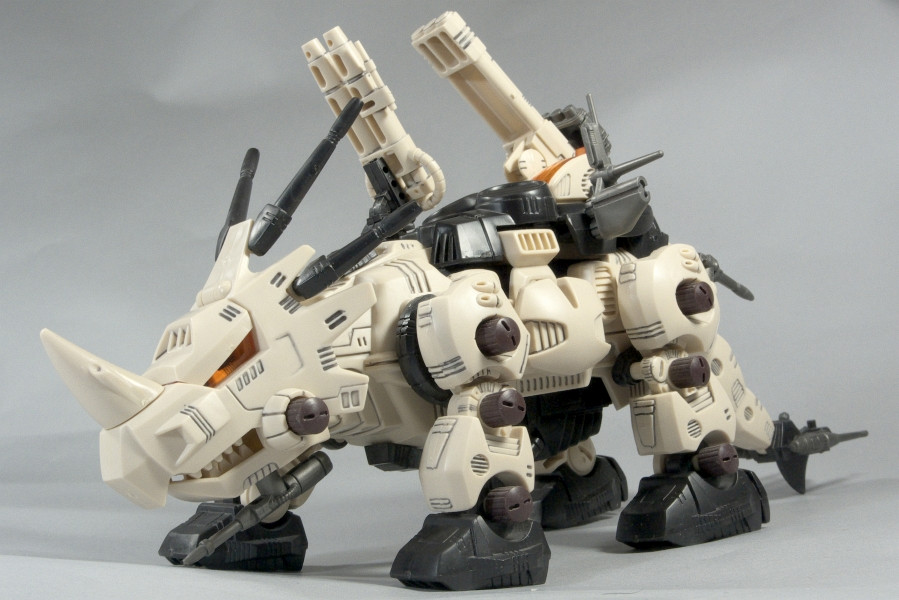 ZOIDS DLZ-002 恐竜博2005開催記念レッドホーン - またーりといくよ。