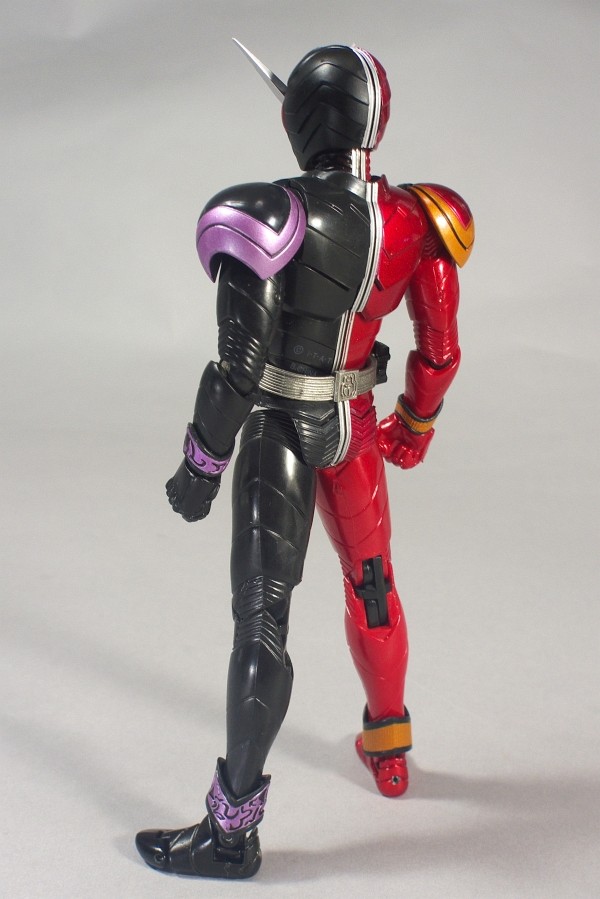 S.H.Figuarts 仮面ライダーダブル ヒートジョーカー&ヒートトリガー