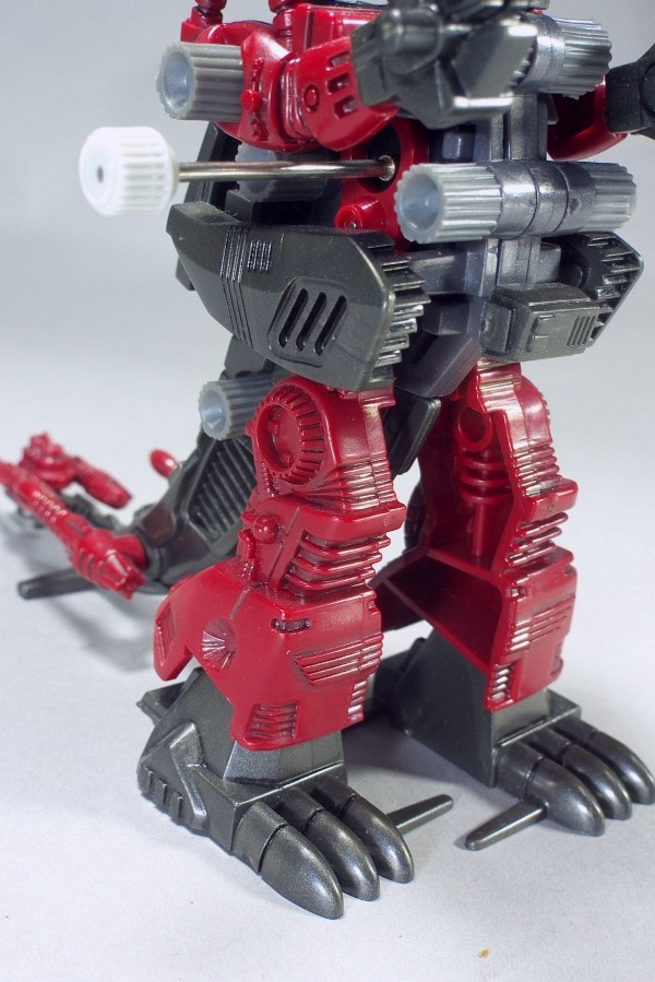 ZOIDS EZ-017 イグアン - またーりといくよ。