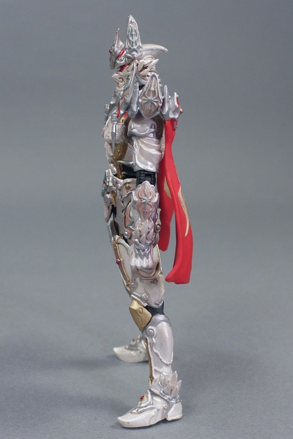 Amazon.com: Bandaï Garo Ultimate Soul White Night Kight Dan