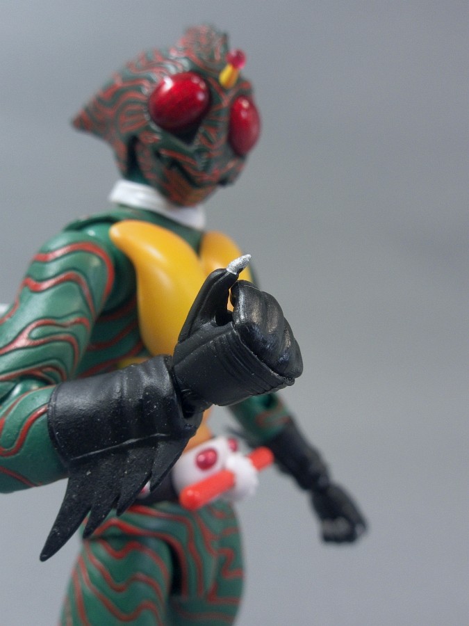 S H Figuarts 仮面ライダーアマゾン またーりといくよ