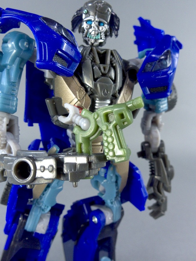 トランスフォーマー ダークサイド・ムーン オートボットキュー