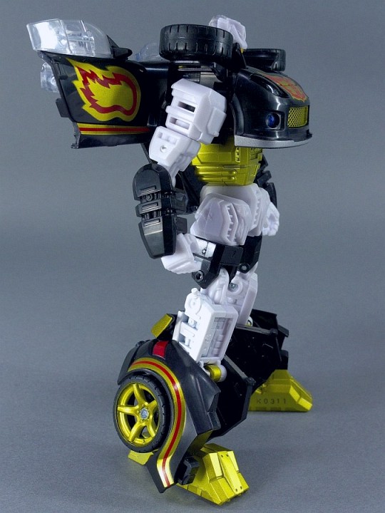 Takara Tomy - トランスフォーマー ユナイテッド STEPPER