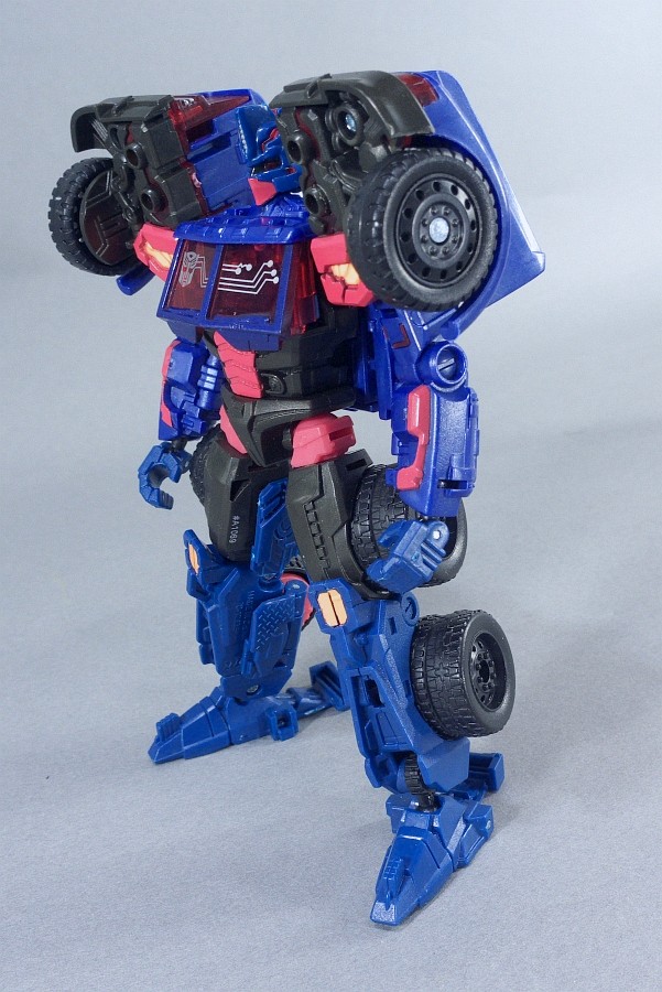日報：「TFジェネレーションズ」アルティメットギフトセット画像