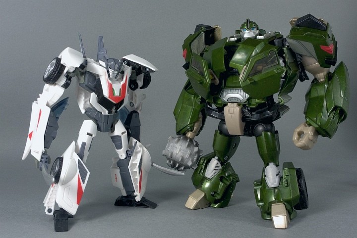 トランスフォーマープライム ROBOTS IN DISGUISE ホイルジャック