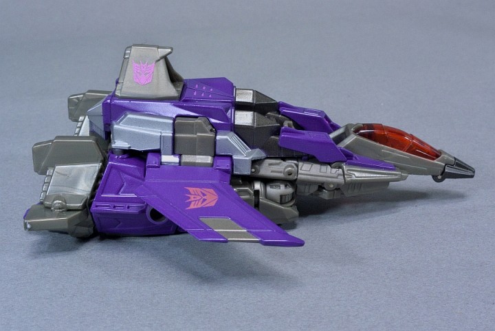 Amazon.co.jp: ULTRA MAGNUS VS SKYWARP ウルトラマグナスVS