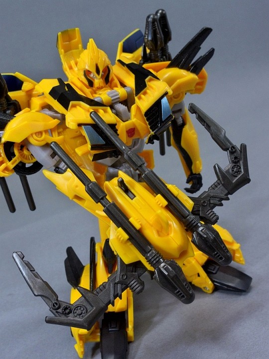 Amazon.co.jp: トランスフォーマーGo! G14 ハンターバンブルビー