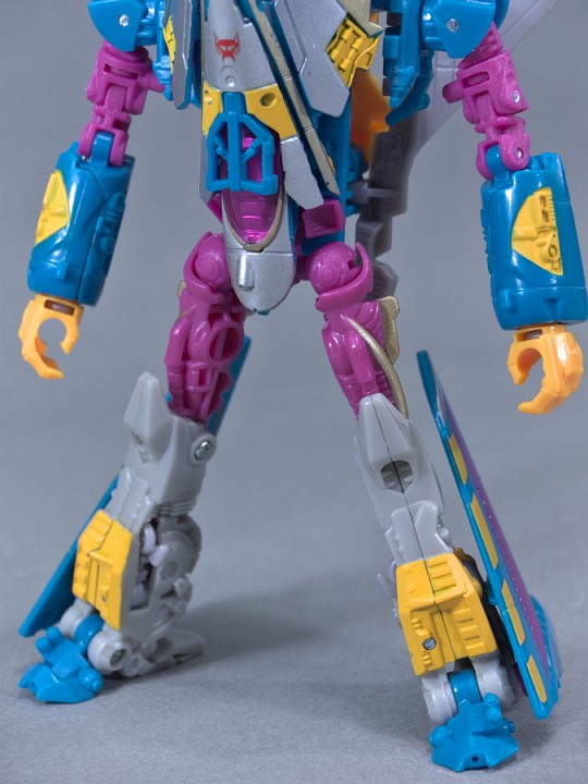 トランスフォーマー TIMELINES デプスチャージ(DEPTH CHARGE