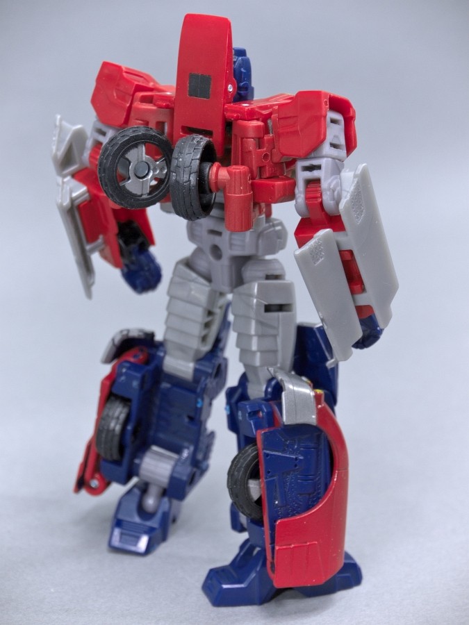 トランスフォーマー GENERATIONS オライオンパックス(ORION PAX