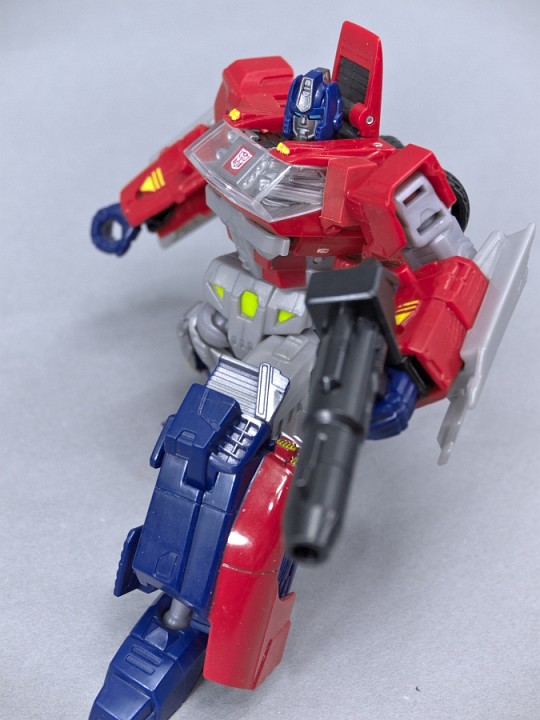 トランスフォーマー GENERATIONS オライオンパックス(ORION PAX