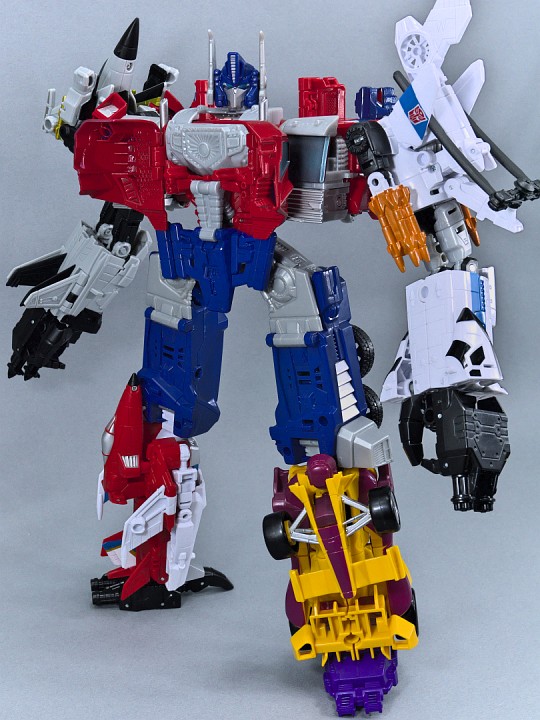 トランスフォーマー GENERATIONS COMBINER WARS オプティマス