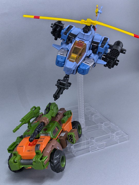 トランスフォーマー GENERATIONS ロードバスター(ROADBUSTER