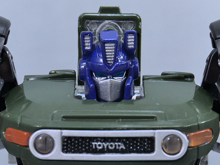 トヨタFJクルーザー×トランスフォーマー スペシャルコラボモデル