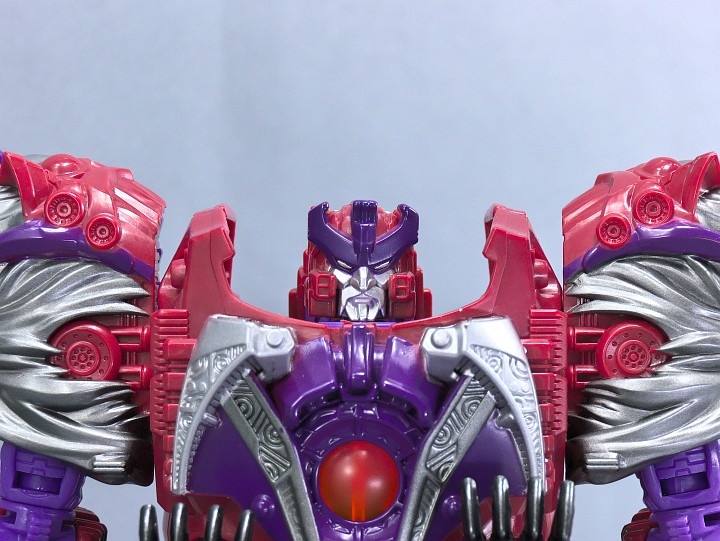 トランスフォーマー GENERATIONS TITANS RETURN アルファ