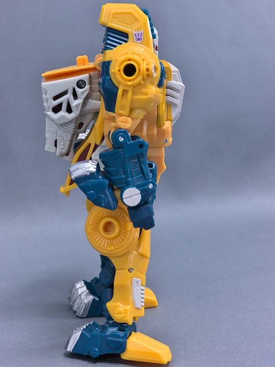 トランスフォーマー GENERATIONS TITANS RETURN ウルフワイアー