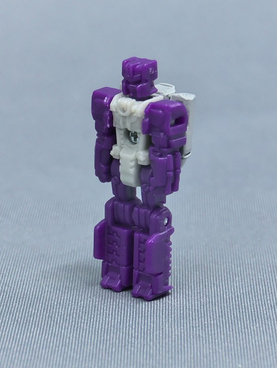 トランスフォーマー GENERATIONS TITANS RETURN アストロ