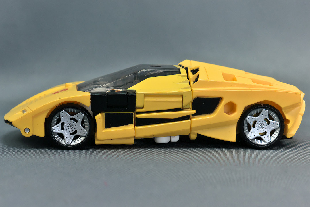 トランスフォーマー GENERATIONS SELECTS タイガートラック