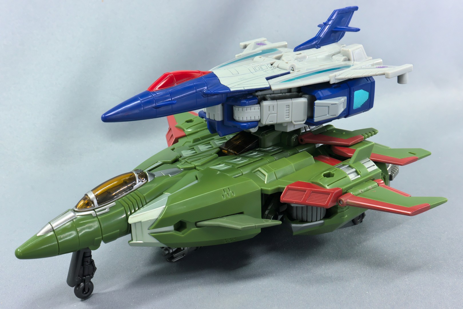 トランスフォーマー GENERATIONS LEGACY EVOLUTION スカイ